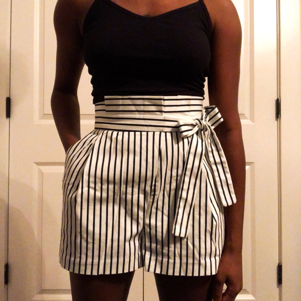 Zara Hight Waist Striped Bowtie Shorts